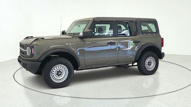 new 2025 Ford Bronco car, priced at $40,372