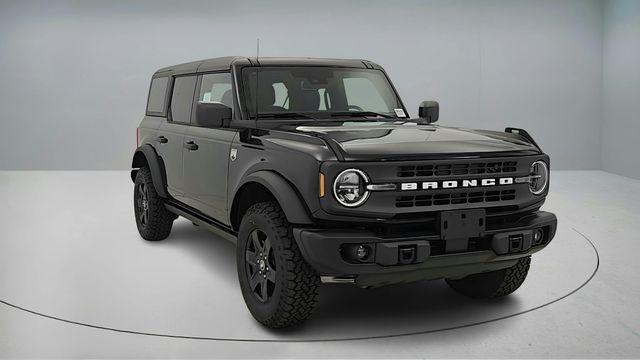 new 2025 Ford Bronco car, priced at $45,960