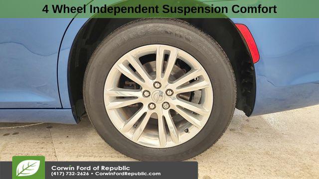 used 2021 Chrysler 300 car, priced at $22,777