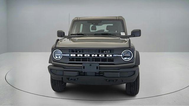 new 2025 Ford Bronco car, priced at $40,016