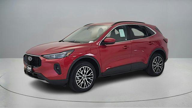 new 2026 Ford Escape PHEV car, priced at $33,812