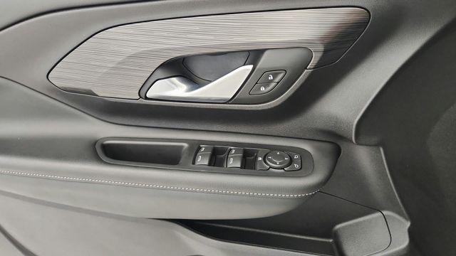 used 2024 GMC Terrain car, priced at $21,014