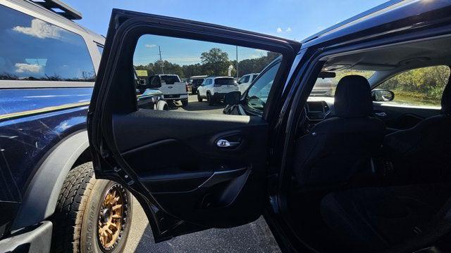 used 2020 Jeep Cherokee car, priced at $18,999