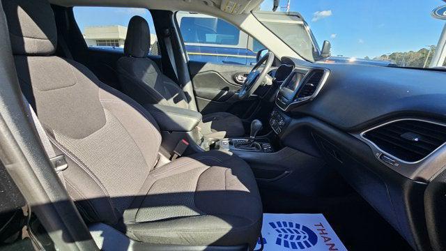 used 2020 Jeep Cherokee car, priced at $18,999