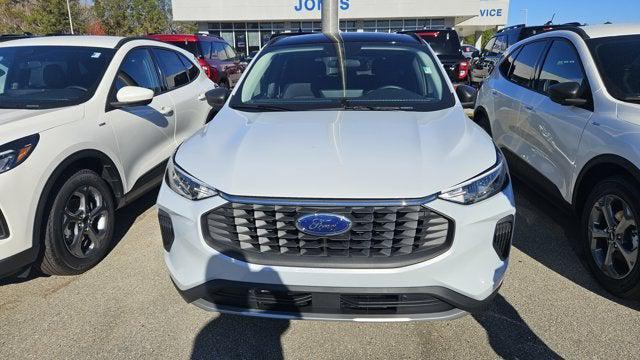 new 2025 Ford Escape car, priced at $29,095