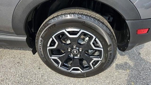 new 2025 Ford Bronco Sport car, priced at $37,085