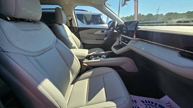 new 2025 Ford Explorer car, priced at $43,220