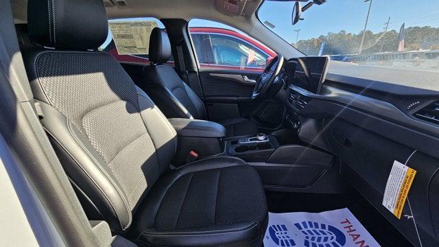 new 2025 Ford Escape PHEV car, priced at $40,289