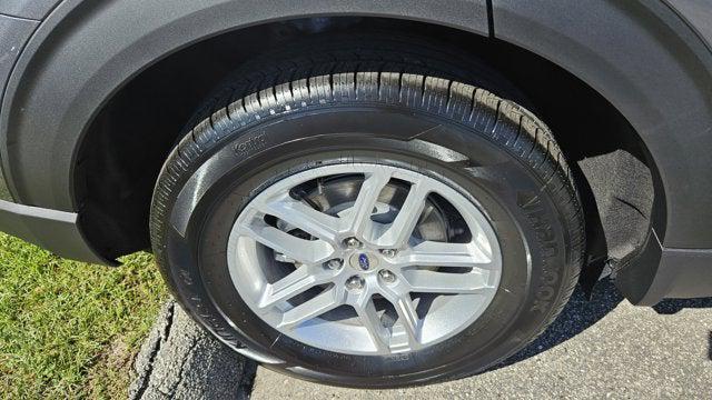 new 2025 Ford Explorer car, priced at $42,765