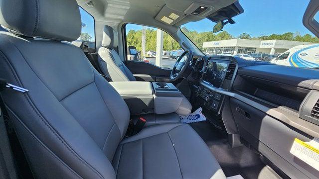 new 2025 Ford F-150 car, priced at $39,147