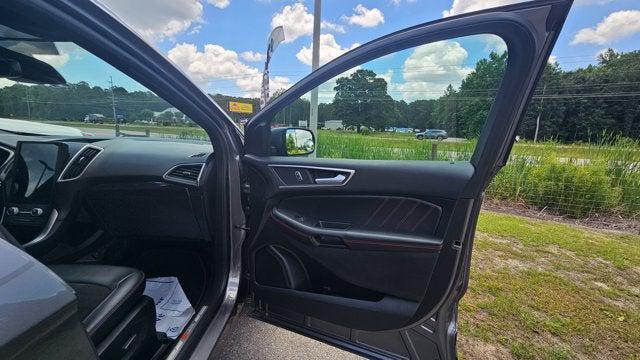 used 2021 Ford Edge car