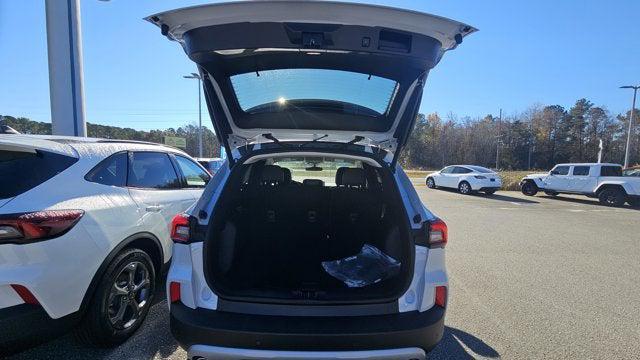 new 2026 Ford Escape PHEV car, priced at $31,293