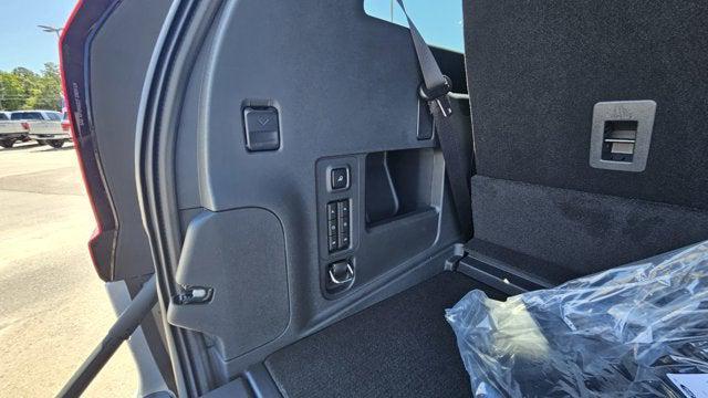 new 2026 Ford Expedition car, priced at $81,686