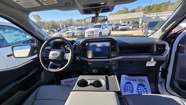 new 2025 Ford F-150 car, priced at $39,136
