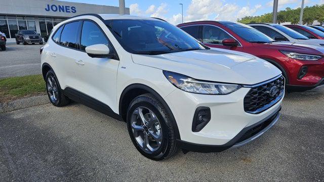 new 2026 Ford Escape car, priced at $38,575