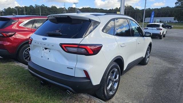 new 2026 Ford Escape car, priced at $38,575