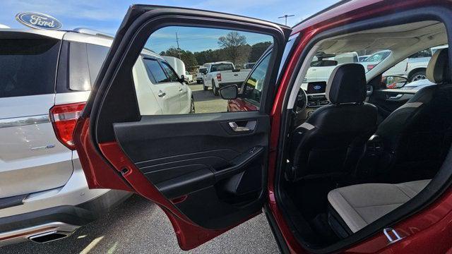 used 2022 Ford Escape car, priced at $25,999