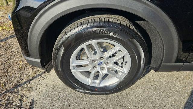 new 2025 Ford Explorer car, priced at $42,765