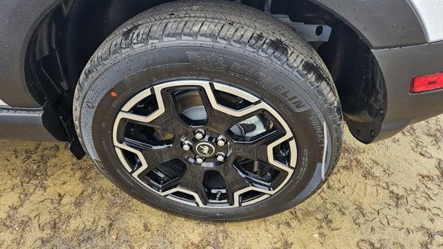 new 2025 Ford Bronco Sport car, priced at $39,980