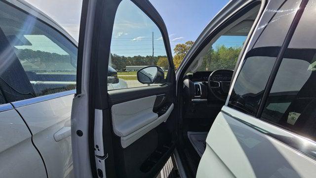 new 2026 Ford Expedition car, priced at $85,796