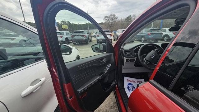 new 2025 Ford Escape car, priced at $28,990