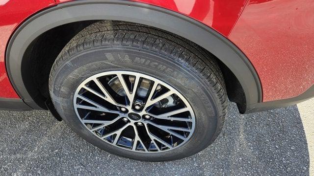 new 2025 Ford Escape PHEV car, priced at $38,010