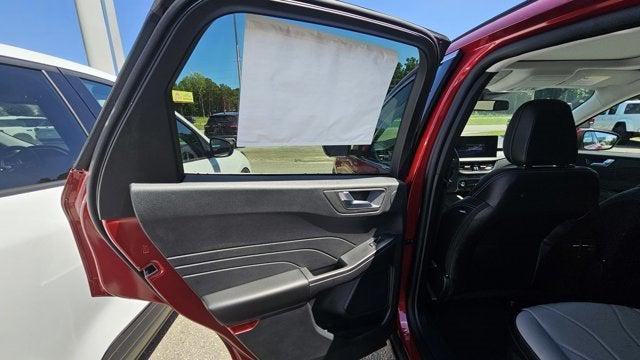 new 2025 Ford Escape PHEV car, priced at $38,010