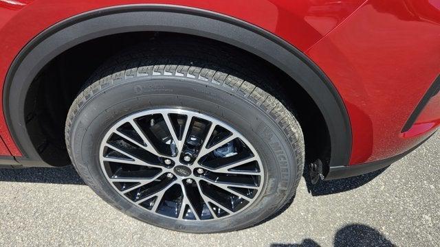 new 2025 Ford Escape PHEV car, priced at $38,010