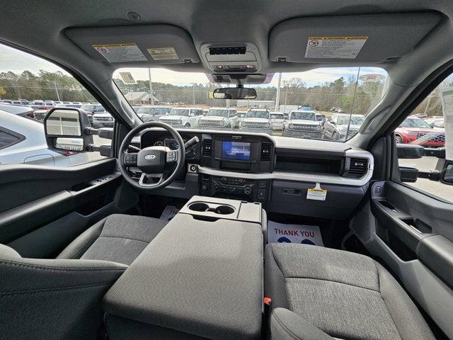 new 2025 Ford F-250 car, priced at $57,682