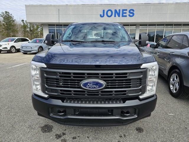 new 2025 Ford F-250 car, priced at $57,682