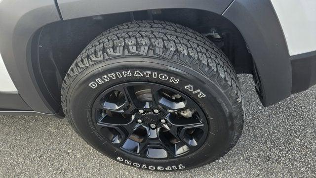 used 2022 Jeep Cherokee car, priced at $25,799