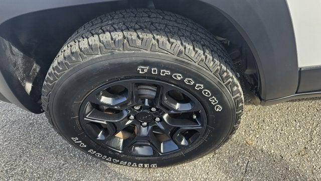 used 2022 Jeep Cherokee car, priced at $25,799