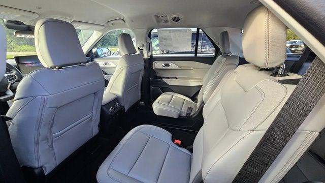 new 2025 Ford Explorer car, priced at $43,165
