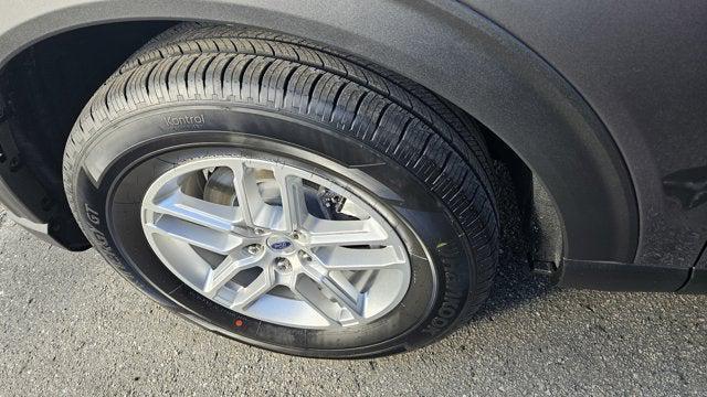 new 2025 Ford Explorer car, priced at $43,165