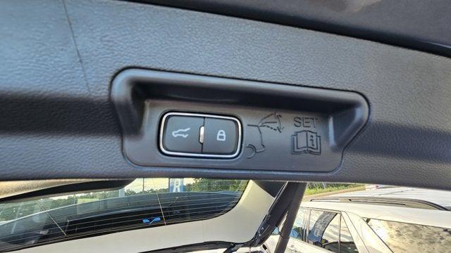 new 2025 Ford Explorer car, priced at $43,165