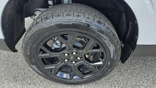 new 2025 Ford Maverick car, priced at $39,130