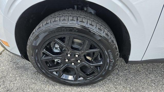 new 2025 Ford Maverick car, priced at $39,130