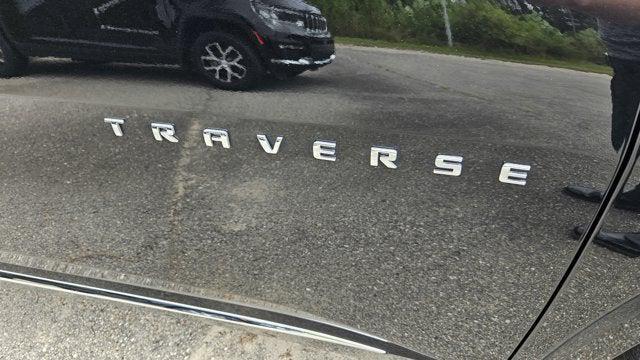 used 2023 Chevrolet Traverse car, priced at $38,999