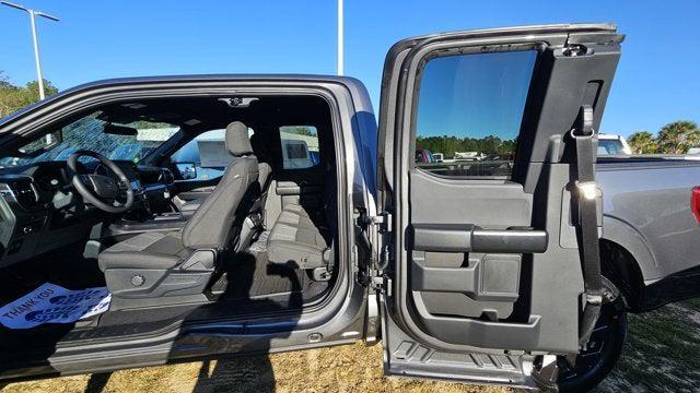 new 2025 Ford F-150 car, priced at $41,529