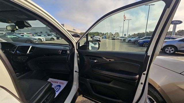 used 2019 Honda Ridgeline car, priced at $28,099