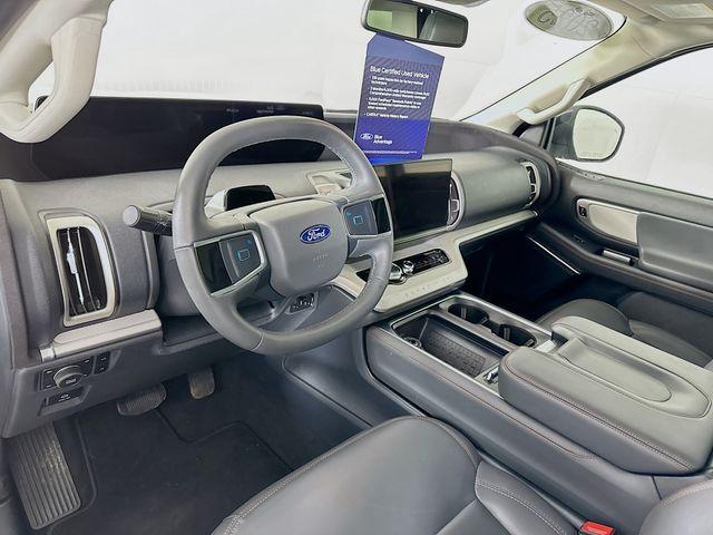 used 2025 Ford Expedition Max car, priced at $58,000