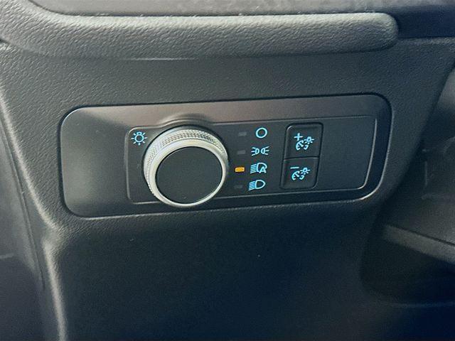 used 2022 Ford Escape car, priced at $19,526