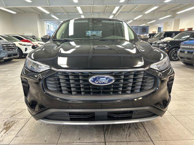 used 2023 Ford Escape car, priced at $24,948