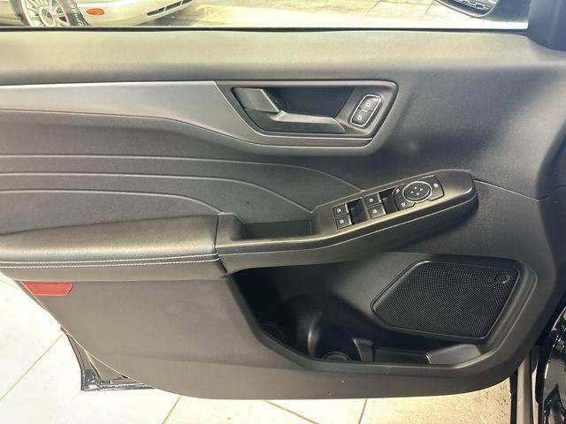 used 2023 Ford Escape car, priced at $24,948