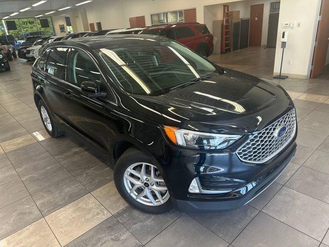 used 2024 Ford Edge car, priced at $29,448
