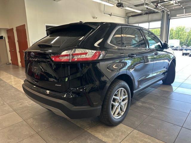 used 2024 Ford Edge car, priced at $29,448