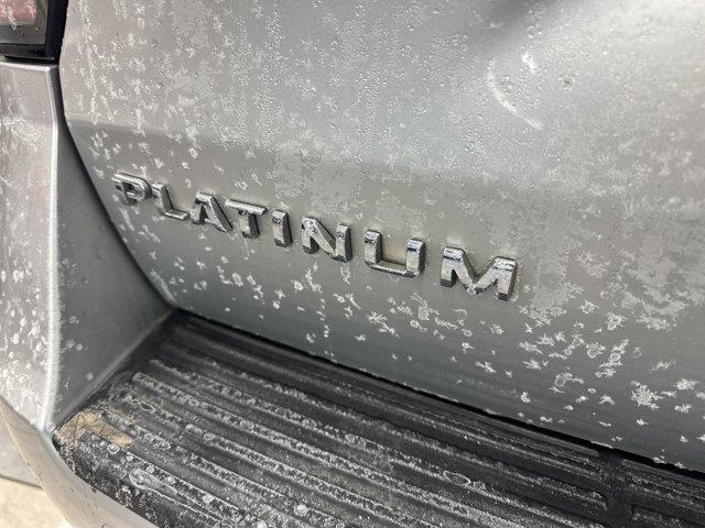 used 2018 Ford Expedition car, priced at $24,000