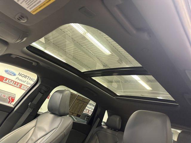 used 2022 Lincoln Nautilus car, priced at $32,000