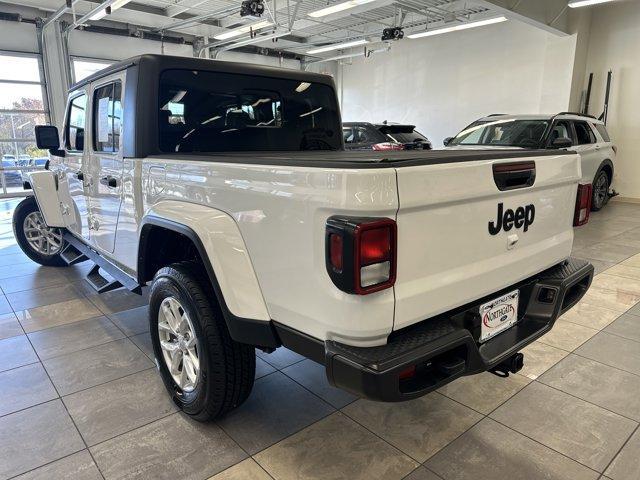 used 2023 Jeep Gladiator car, priced at $28,500