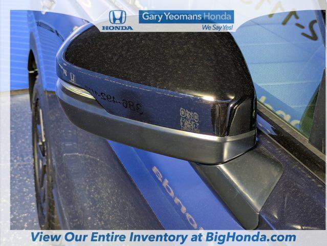 new 2026 Honda CR-V Hybrid car, priced at $40,250
